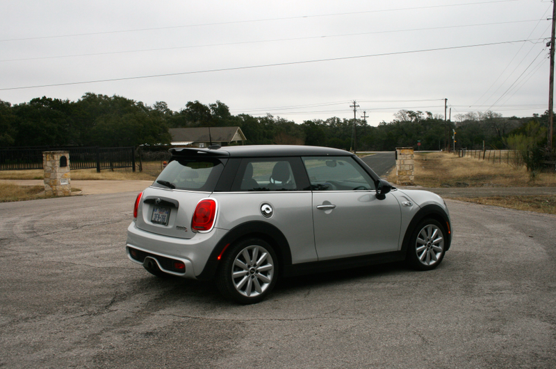 Illustration for article titled 2014 Mini Cooper S Hardtop: The Jalopnik Review